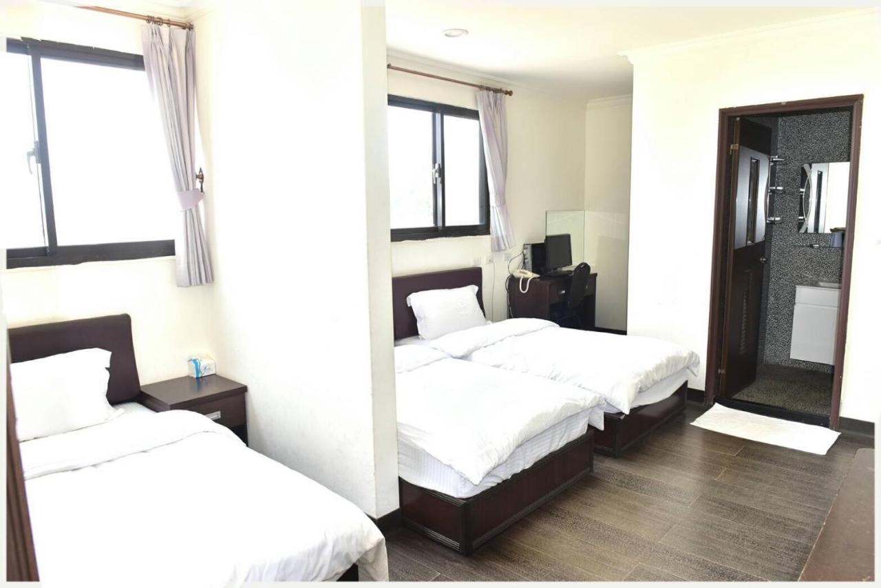 Lian-Yuan Homestay No. 1 Нанган Екстериор снимка
